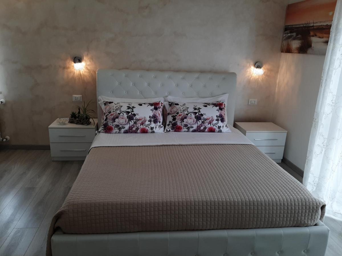 Viola Di Mare Rooms And Parking Termoli Eksteriør bilde