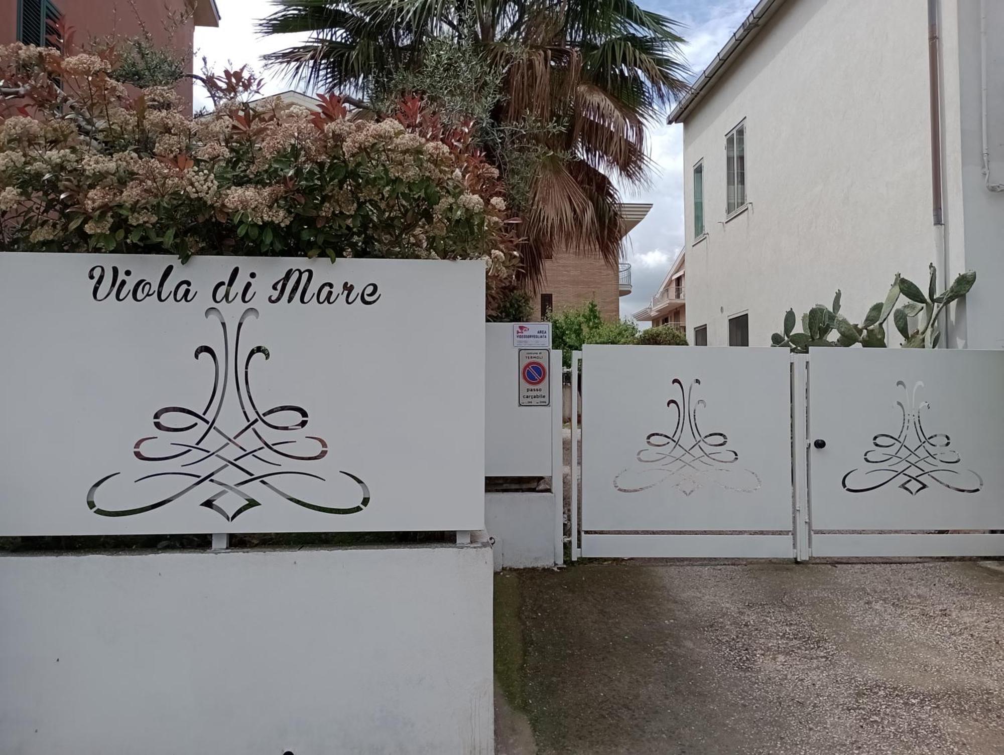 Viola Di Mare Rooms And Parking Termoli Eksteriør bilde