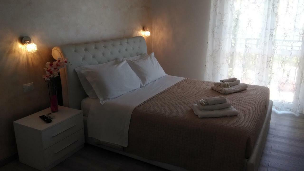 Viola Di Mare Rooms And Parking Termoli Eksteriør bilde